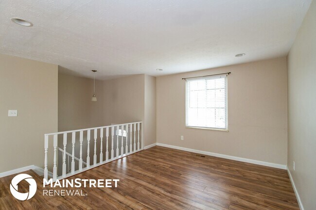 Building Photo - 4504 Lunenburg Dr