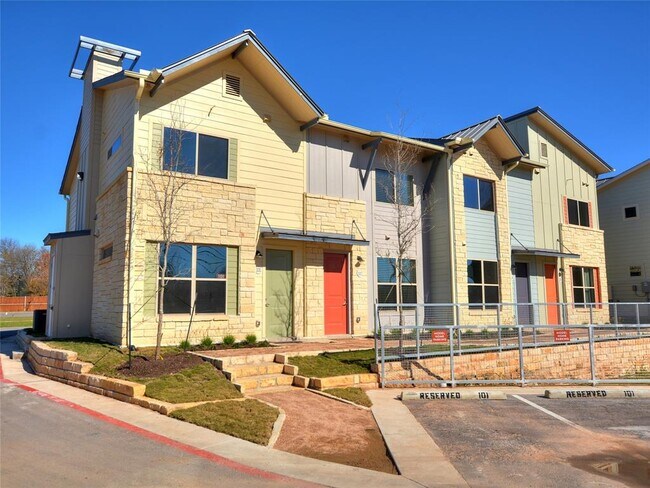 Foto del edificio - 7805 Cooper Ln