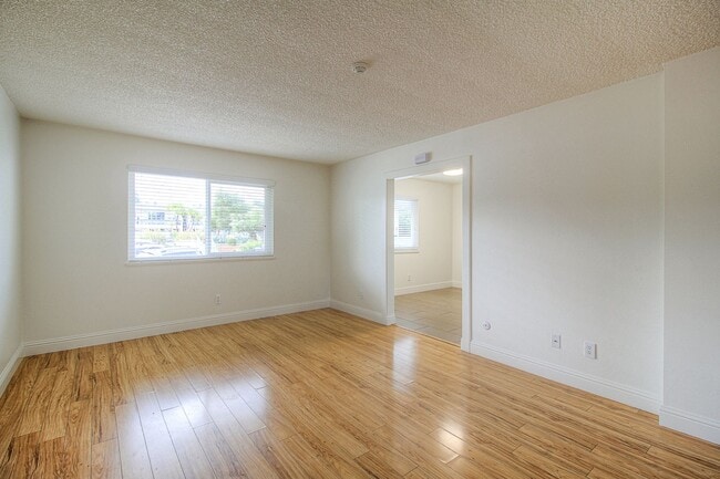Building Photo - 1532 Atlanta Ct