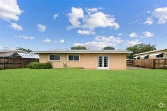 Building Photo - 20545 Leeward Ln