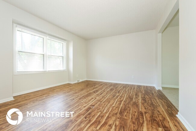 Foto del edificio - 6924 NW Pleasant View Dr