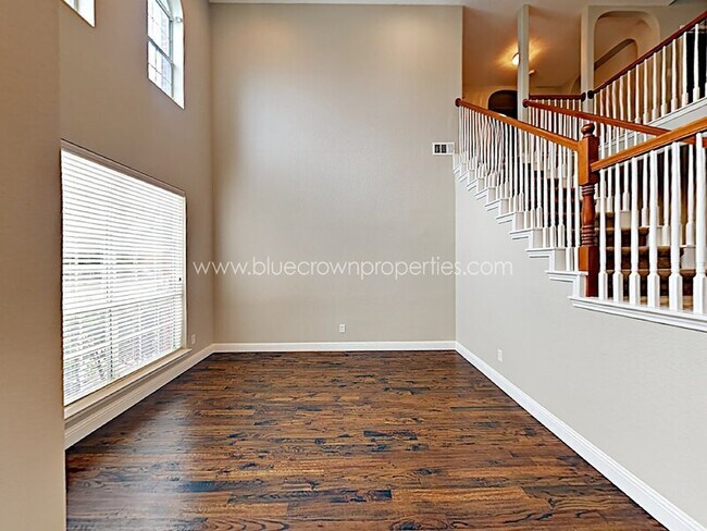 Foto del edificio - 901 Mesquite Dr