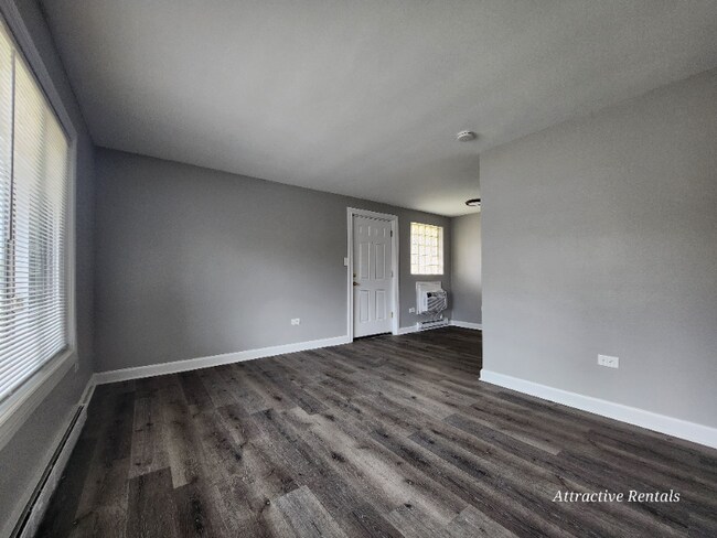 Foto del edificio - 2109 W 119th St