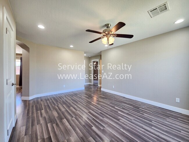 Foto del edificio - 2503 E Obregon St