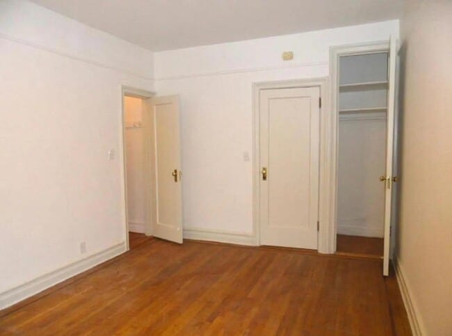 Building Photo - 811 Cortelyou Rd