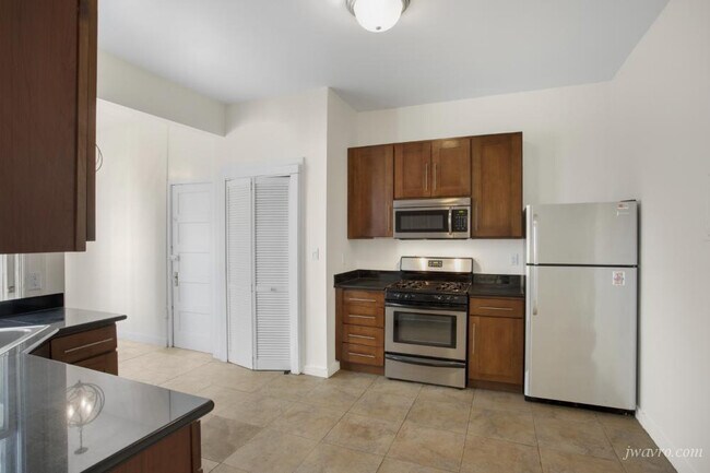 Foto del edificio - 610 Ashbury St