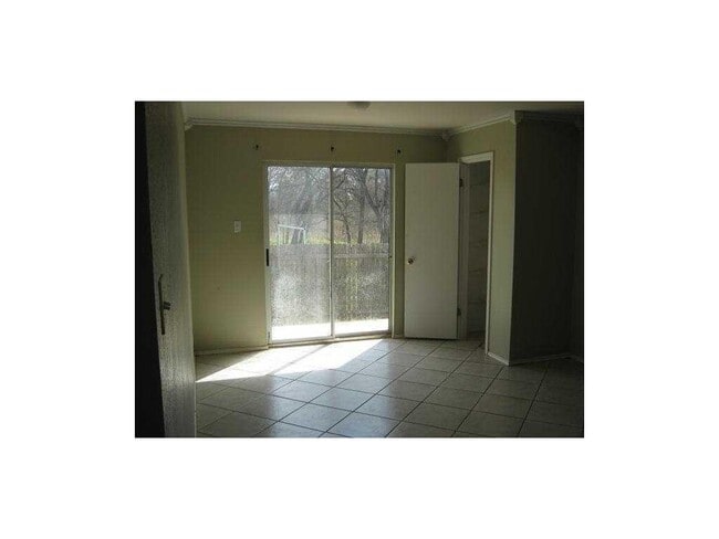 Building Photo - 3504 Banda Ln