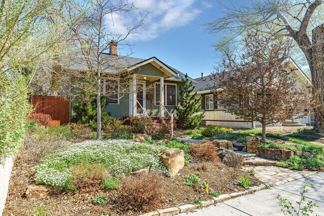 Building Photo - 526 E Pitkin St