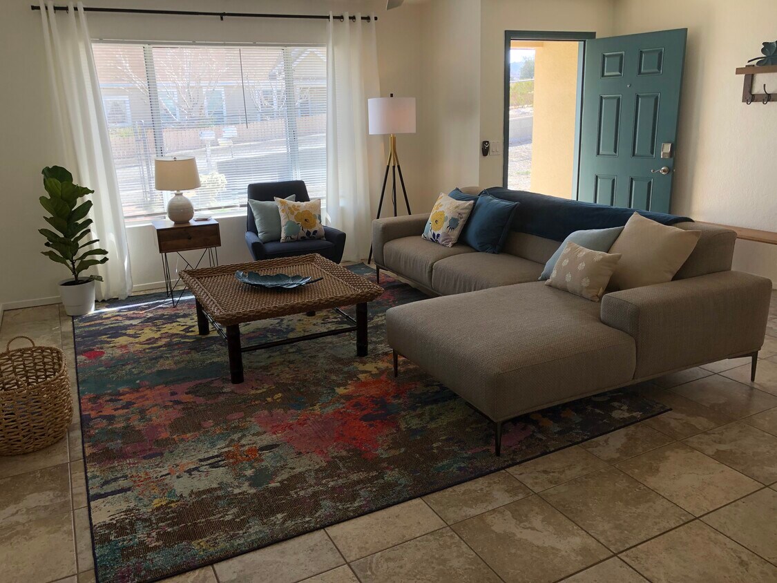 6870 Sunset Rd, Joshua Tree, CA 92252 House for Rent in Joshua Tree