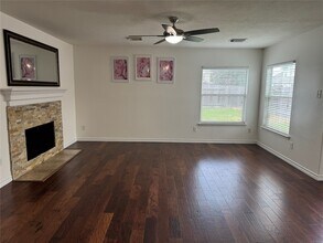 Building Photo - 9735 Beckwood Post Dr
