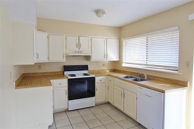 Building Photo - 108 Lakewood Dr