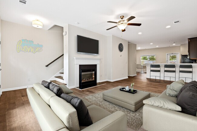 Foto del edificio - 776 Crestwell Cir SW