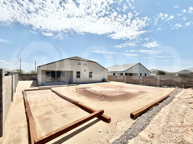 Foto del edificio - 30932 W Verde Ln