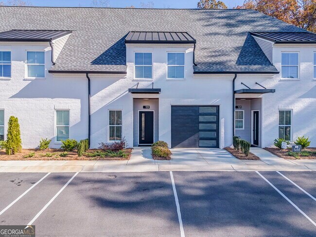 Foto del edificio - 109 Chateau Dr SE