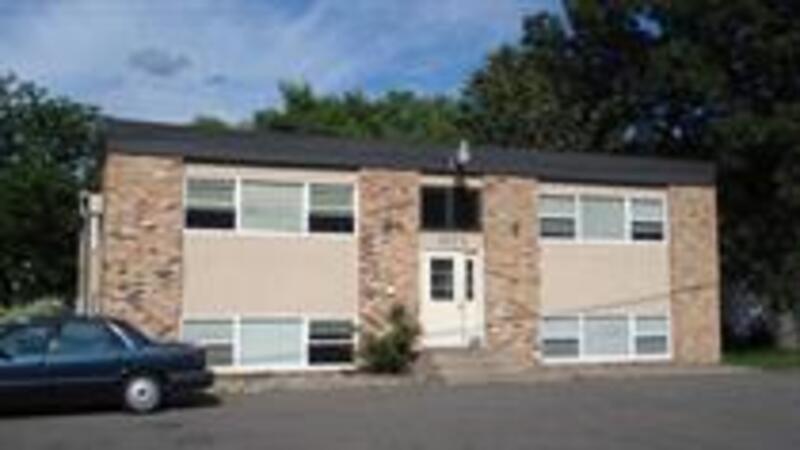 Primary Photo - 7673 E River Rd