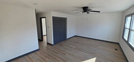 Building Photo - 3921 Middlehurst Ln