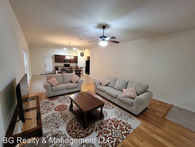 Building Photo - 4 br, 2 bath House - 344 Long Hill Drive