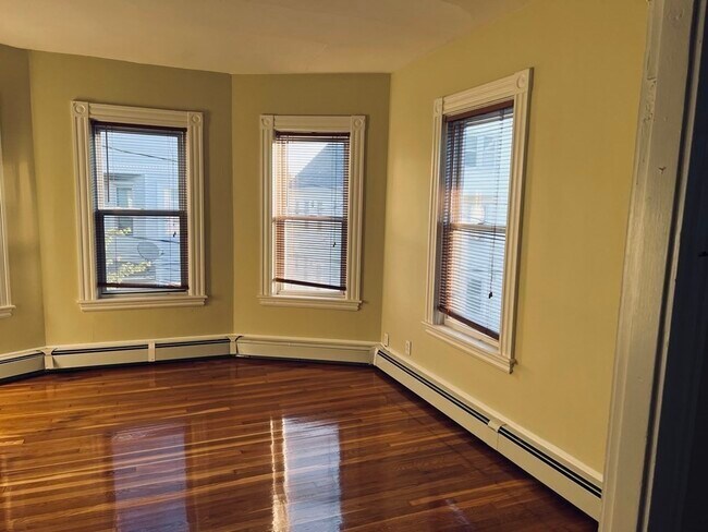 Building Photo - 24 Benner Ave