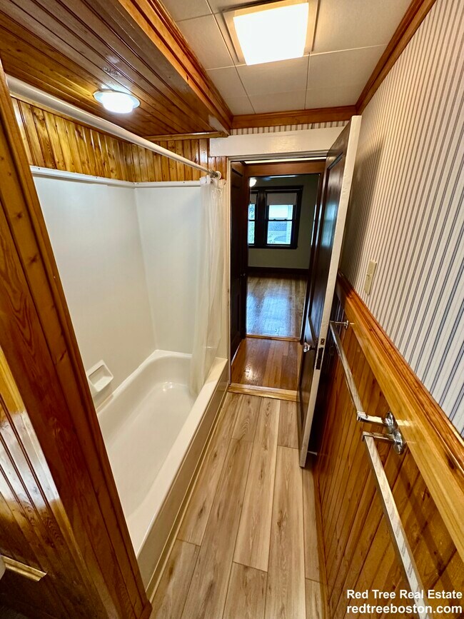 Foto del edificio - 218 N Central Ave