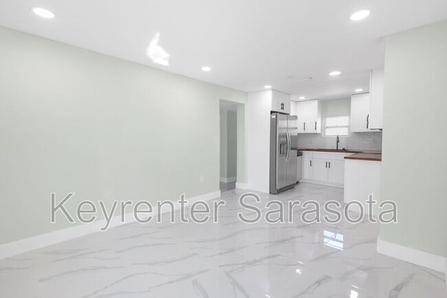 Foto del edificio - 130 Virginia Ct