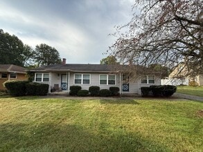 Building Photo - 823 Mathews Rd Building Photo - 823 Mathews Rd