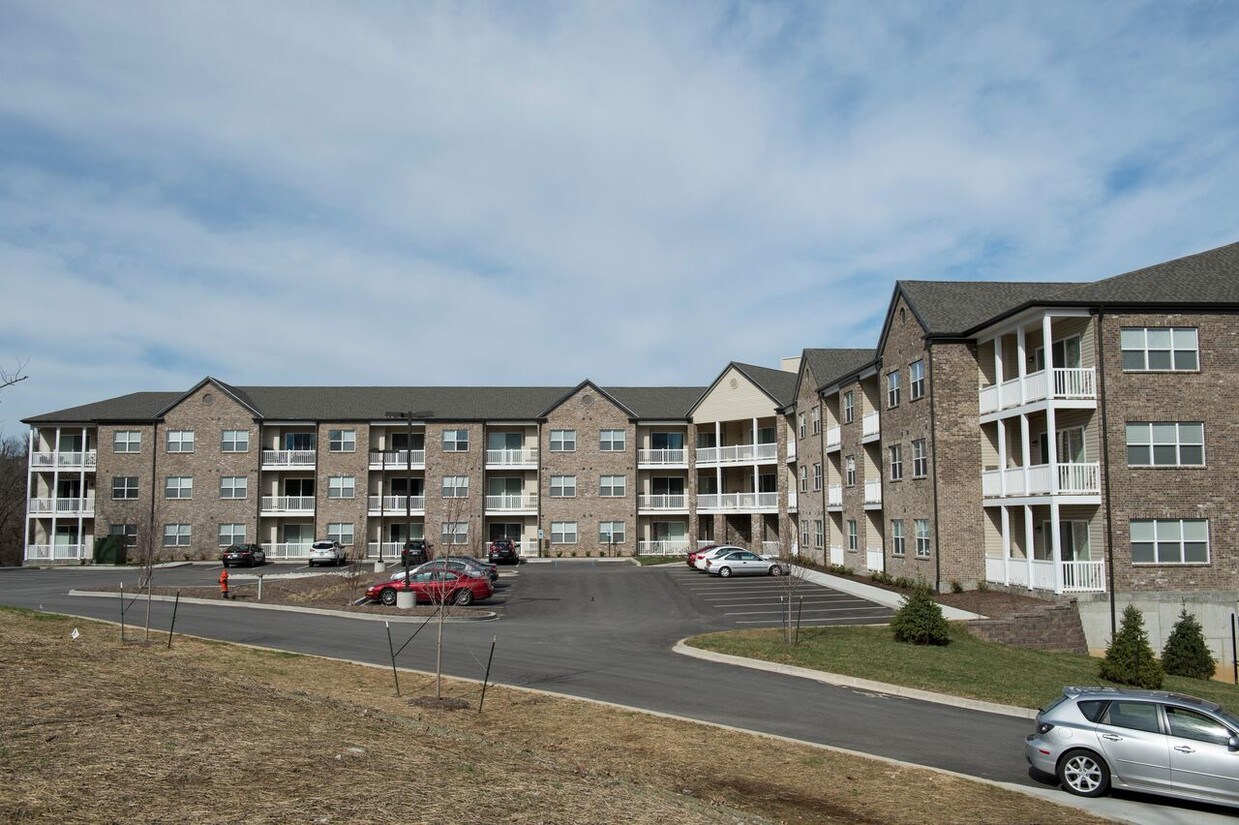 Primary Photo - 2139 Lexington Rd
