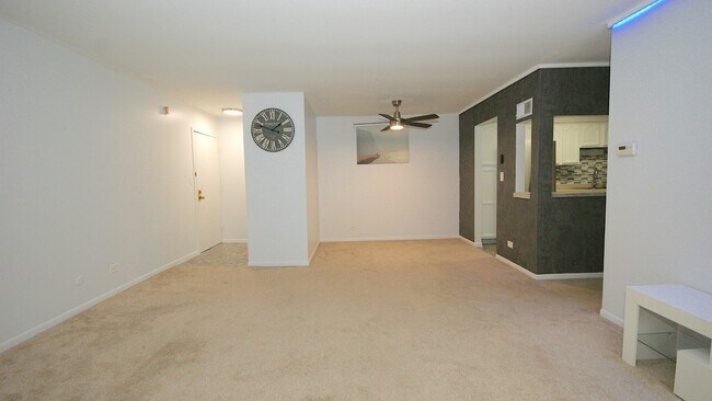 Building Photo - 521 73rd St