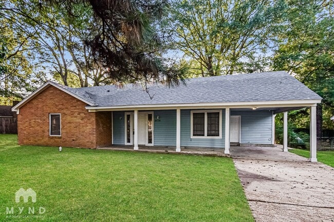 Building Photo - 8430 Old Forge Rd