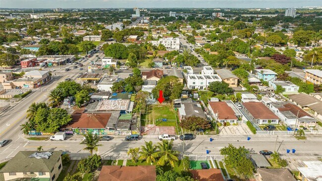 Foto del edificio - 2177 NW 27th St