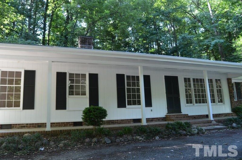 Primary Photo - 306 Umstead Dr