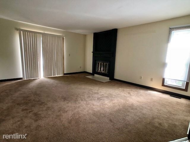 Foto del edificio - 3 br, 1.5 bath  - 2539 Lexington Ontario Rd