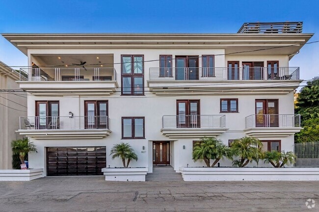 Building Photo - 8827 Evanview Dr