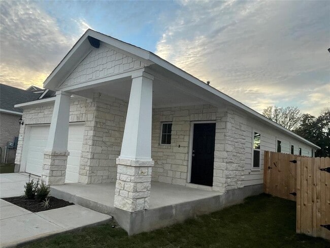 Foto del edificio - 66 Bent Trl Ln