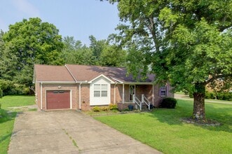 Building Photo - 2104 Pea Ridge Rd