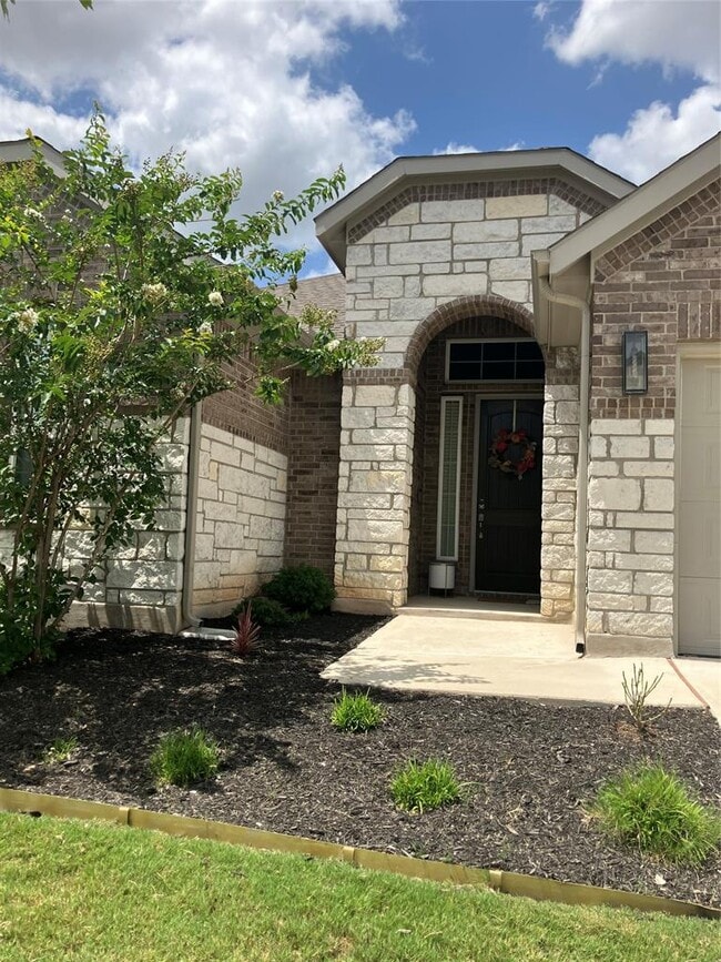 Building Photo - 475 Gamble Dr