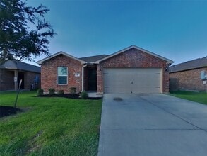 Building Photo - 317 Summer Horse Dr