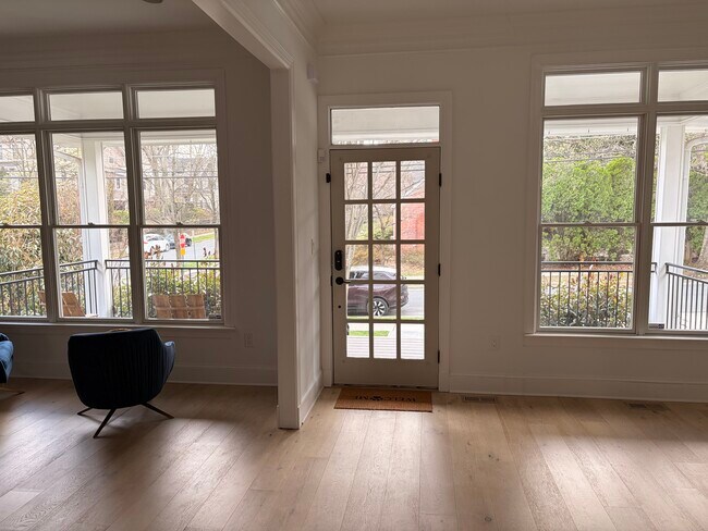 Foto del edificio - 153 Quincy St