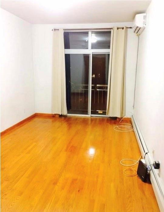 Primary Photo - 2265 W 7th St