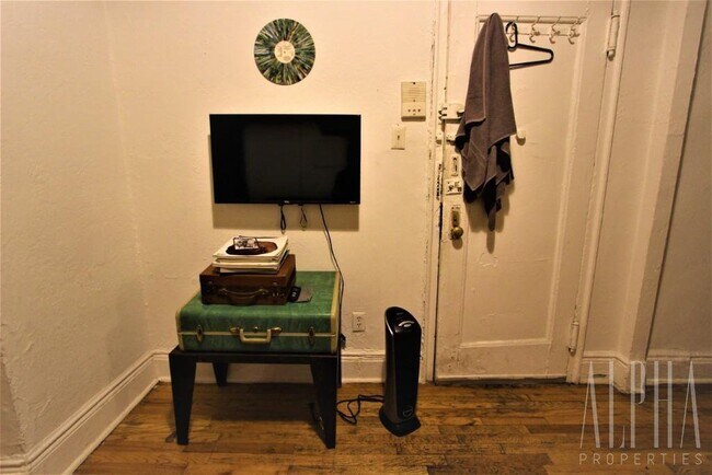 Foto del edificio - 528 East 13th Street