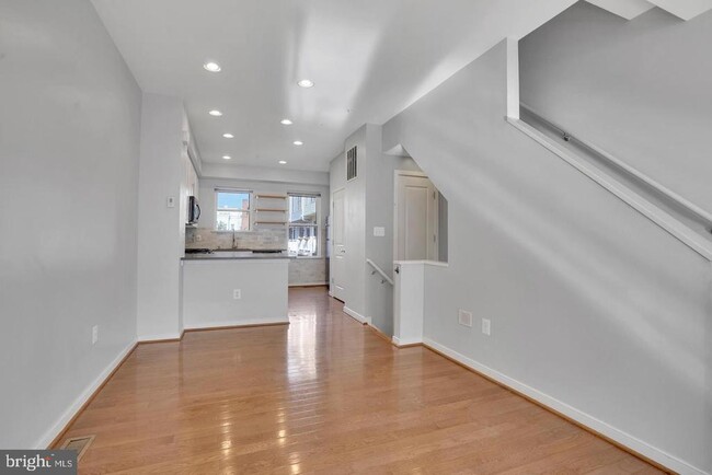 Foto del edificio - 909 5th St SE