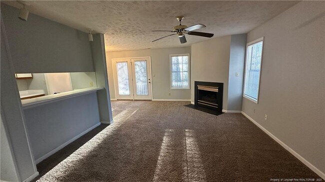 Building Photo - 357 Waterdown Dr