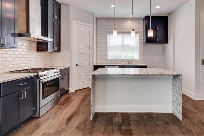 Building Photo - 4600 Freedom Dr