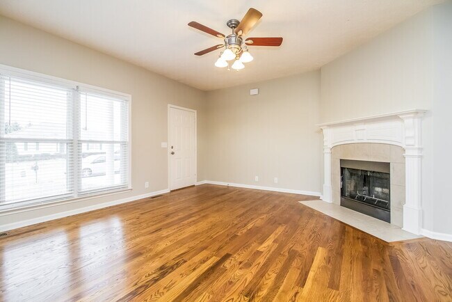 Foto del edificio - 2913 Waywood Dr