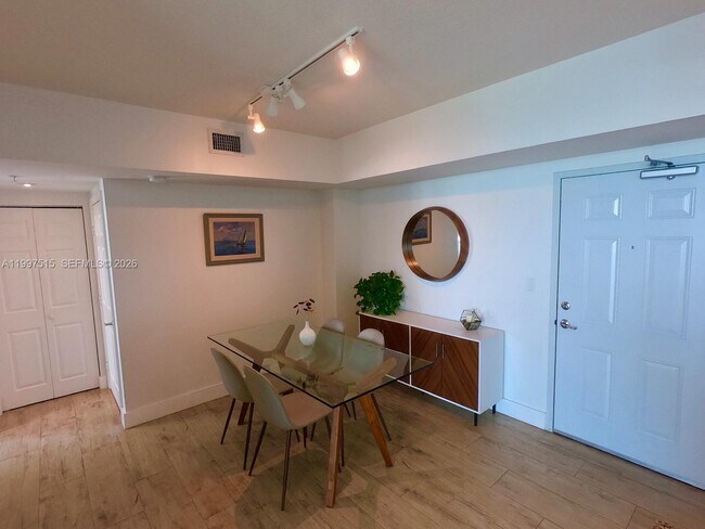 Foto del edificio - 1723 SW 2nd Ave