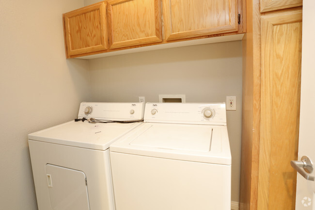 In-Home Washer and Dryer - Warner Center Townhomes