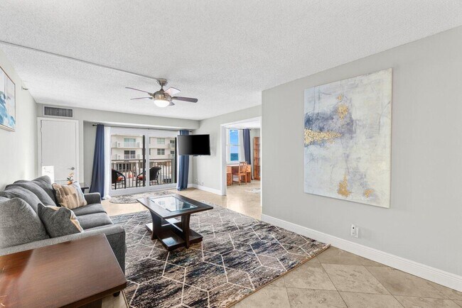Foto del edificio - 4511 S Ocean Blvd