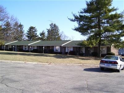 Primary Photo - 305 Miami Cir
