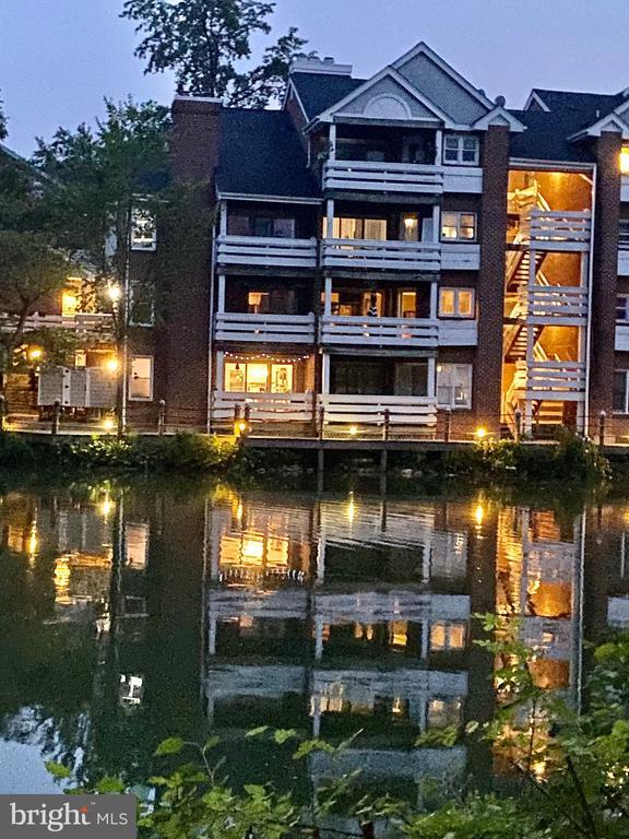 Foto del edificio - 7604 Lakeside Village Dr