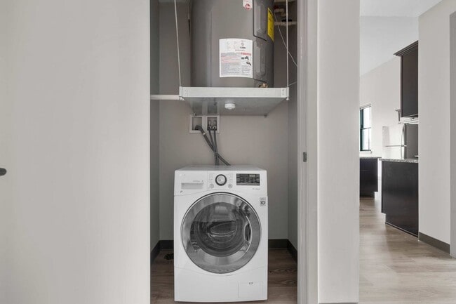 Building Photo - 177 State St