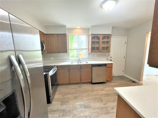 Building Photo - 16836 E Navarro Dr